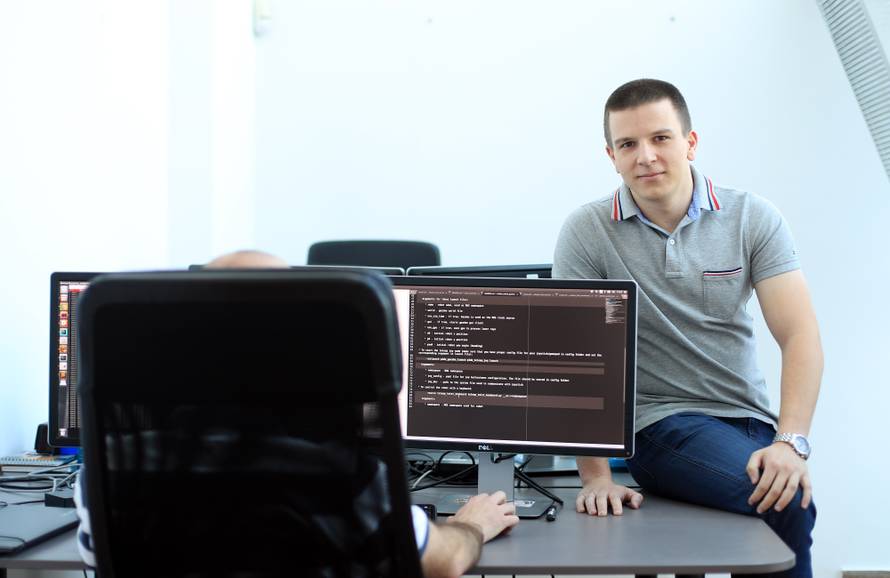 Odbio sam velik novac vani, ali nisam lud kao što bi neki mislili