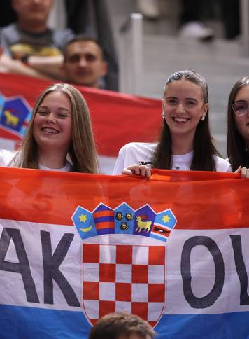 Osijek: Prijateljska utakmica izme&dstrok;u Hrvatske i &Scaron;vicarske