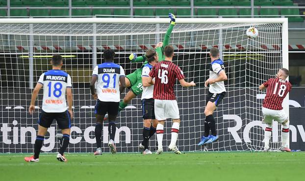 Serie A - AC Milan v Atalanta