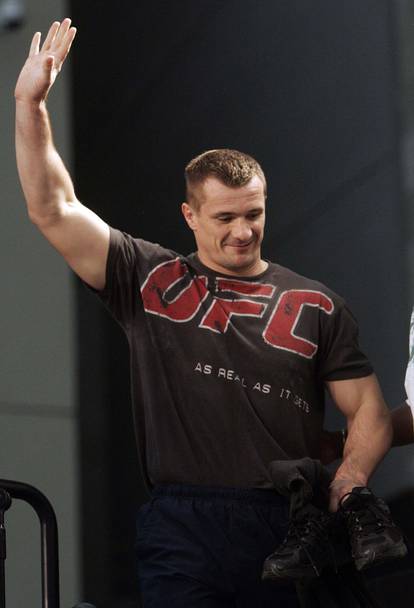 FOTO Legendarni Cro Cop slavi jubilarni 50. rođendan!  Sjetite se njegove slavne karijere...