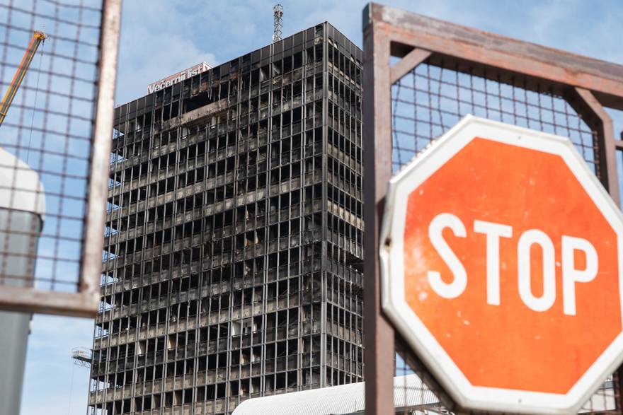 Dr&zcaron;avni tajnik Ton&ccaron;i Glavini&cacute; otkrio je za&scaron;to se odga&dstrok;a ru&scaron;enje Vjesnika