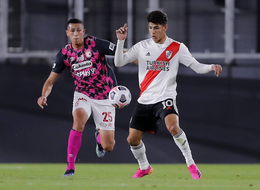 Copa Libertadores - Group D - River Plate v Santa Fe