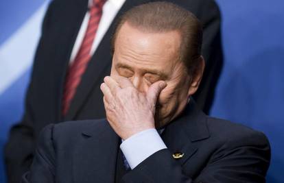 Berlusconi nakon summita čekao auto čak 40 minuta