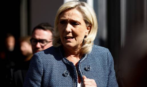 Le Pen dobila pet godina zatvora. Ne može se kandidirati na bitnim izborima 2027