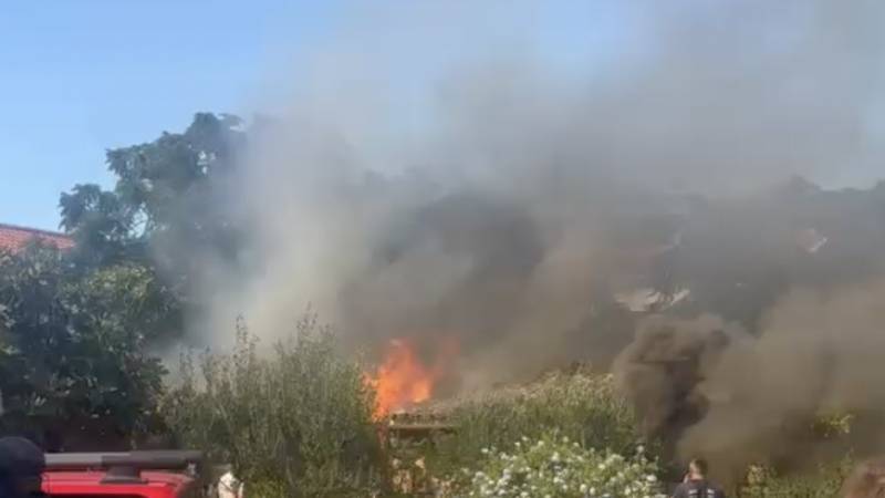 VIDEO Na Ugljanu gorjela kuća: 'Odjednom smo ugledali plamen i bilo je jako puno dima'