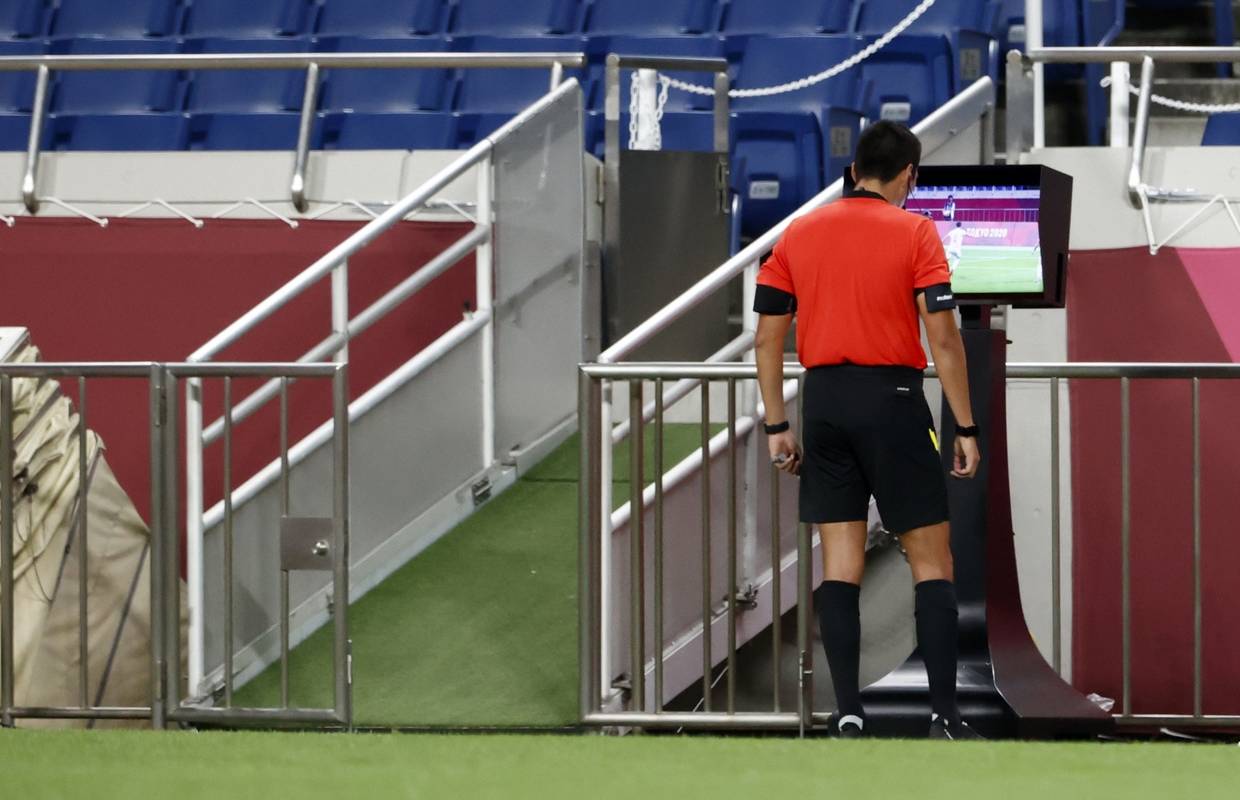 Dobro su se sjetili: Uvode VAR do kraja kvalifikacija za SP...