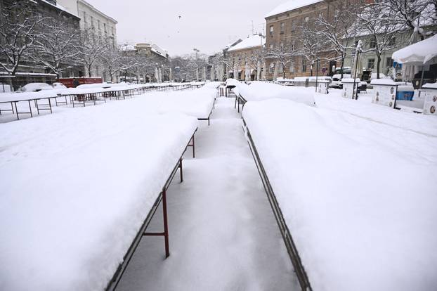 Zagreb: Britanski trg pod snijegom