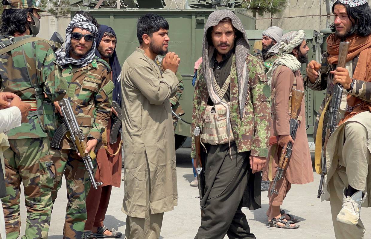 Najmanje 17 ljudi poginulo u slavljeničkoj pucnjavi u Kabulu