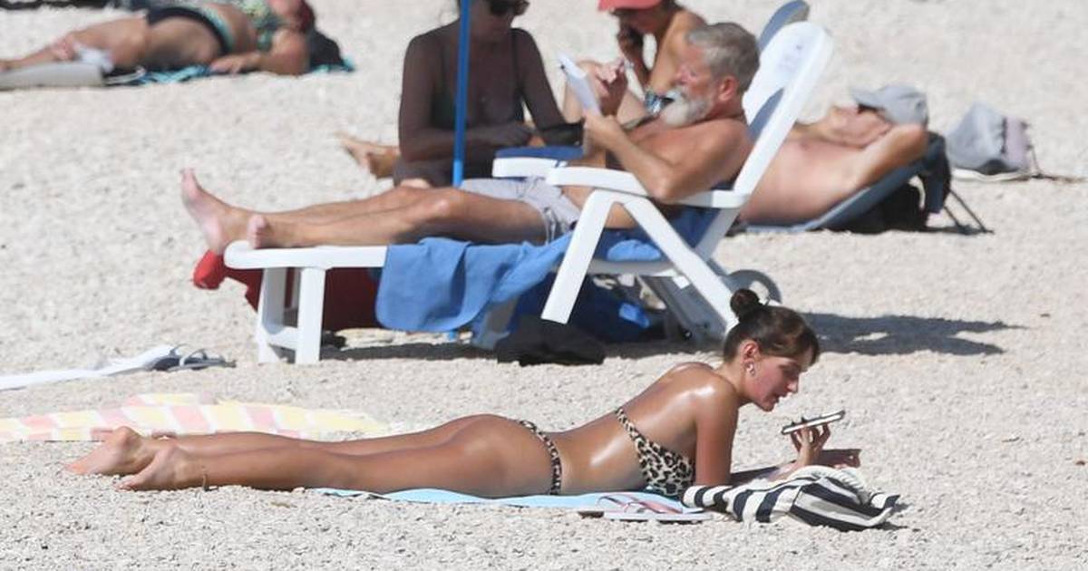 Photographs from Primošten Beach in late September: Anticipate temperatures up to 30 degrees this week!