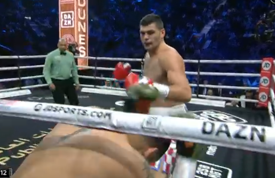 Sijevnula je desnica: Hrgović nokautirao Molinu u 3. rundi!