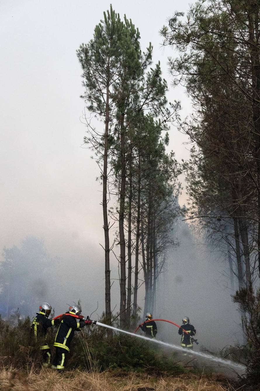 Wildfires rage in southern France