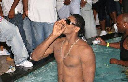 R. Artest: Na poluvremenu volim piti francuski konjak