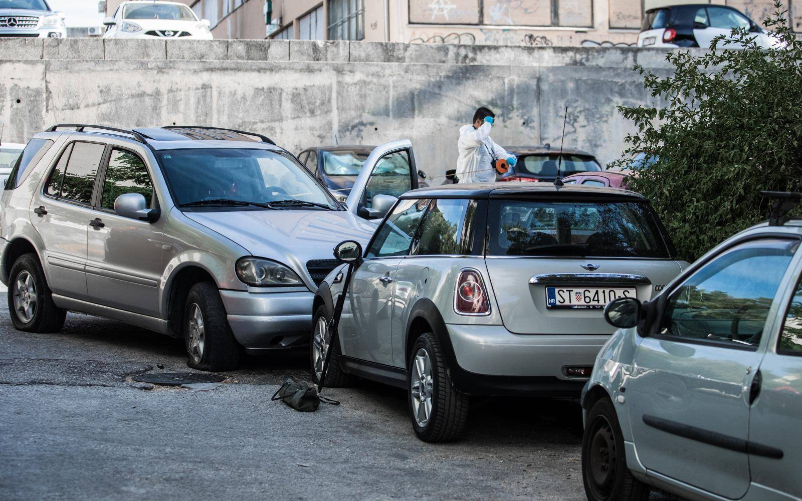 Bomba postavlena ispod automobila oštetila 6 vozila u Splitu