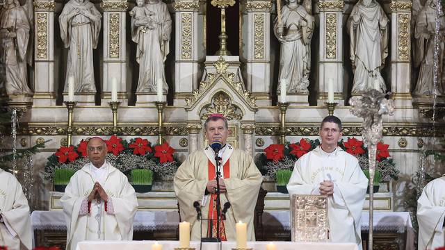 Sarajevo: U katedrali  Srca Isusova služena je misa božićnog bdijenja