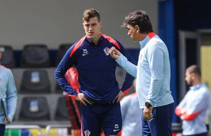 ANKETA Dalić stavio Sučića na hlađenje zbog svadbe. Slažete li se s njegovom odlukom?