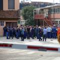 Radnici 3. maja blokirali izlaze: Ne daju da se izveze dizalica