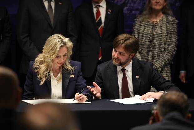 Dubrovnik: U sklopu Inicijative triju mora potpisan sporazum u području energetike, prometa, tehnologije, financija i porezne politike