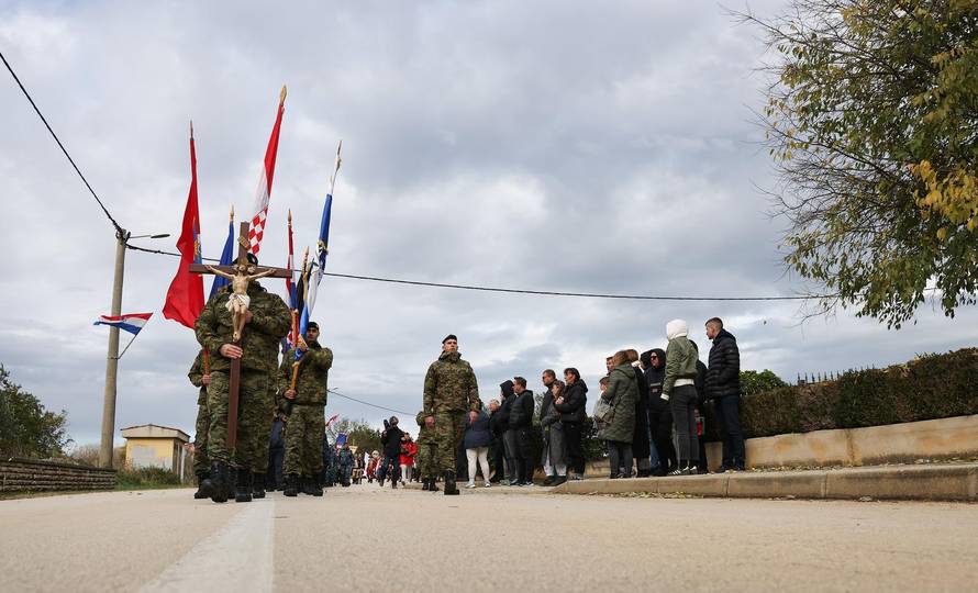 Obilježavanje 34. obljetnice stradanja Škabrnje