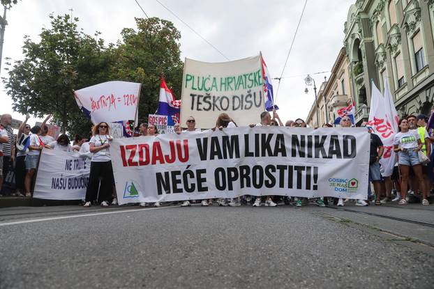 Zagreb: Veliki prosvjed u Zagrebu zbog zagađenja i opasnog otpada u Lici
