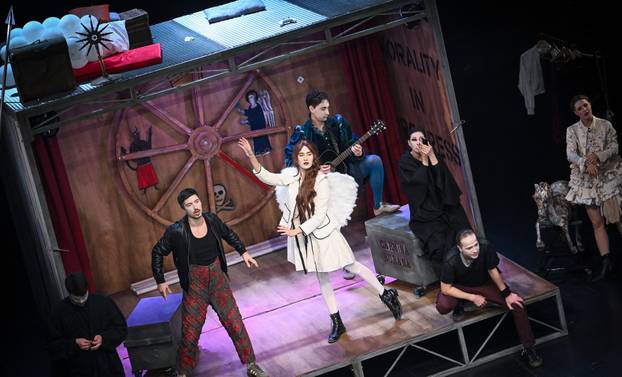 Zagreb: Premijera predstave "Carmina Burana" u kazalištu Gavella