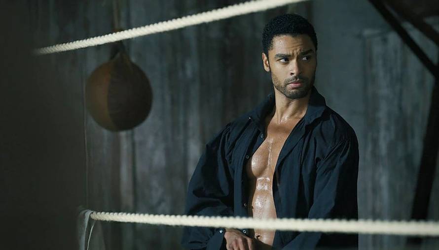 Šarmantni Regé-Jean šokirao obožavateljice: 'Kako da mirno zaspim nakon ovog prizora?'