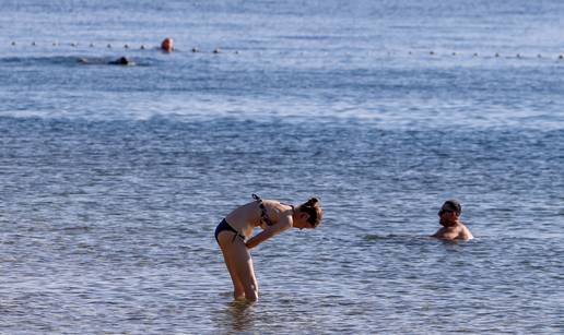 More 19, zrak 20˚C, a ja plivam i guštam na plaži usred listopada