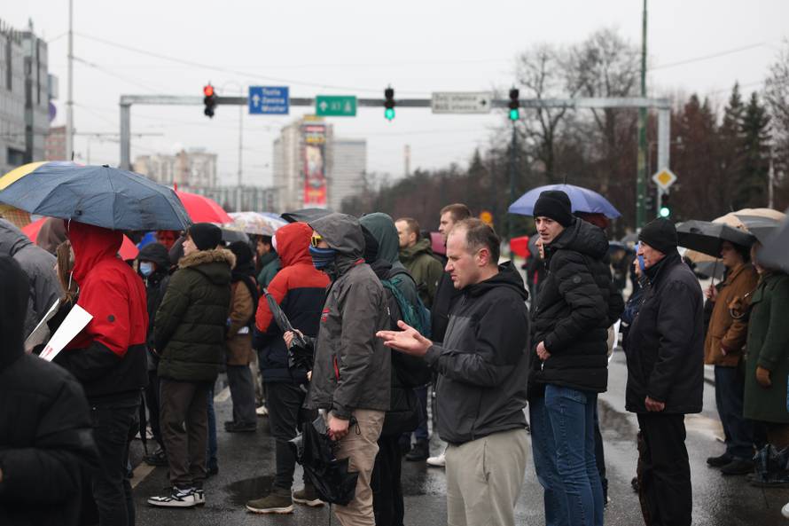 Sarajevo: Treći dan prosvjeda nakon teške tramvajske nesreće, prosvjednici blokirali promet kod SCC-a