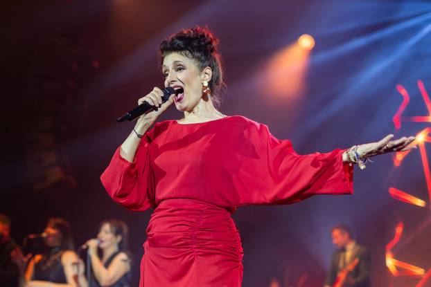Koncert Doris Dragović u Osijeku