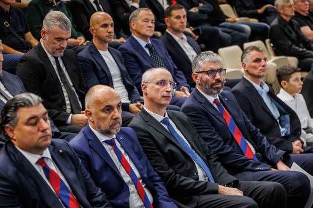 Split: Održana komemoracija za proslavljenog nogometnog vratara Tončija Gabrića