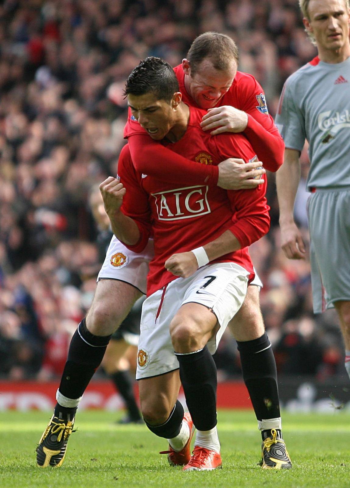 Soccer - Barclays Premier League - Manchester United v Liverpool - Old Trafford