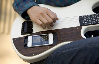 Je li gTar dobar način  kako uz iPhone naučiti svirati gitaru?
