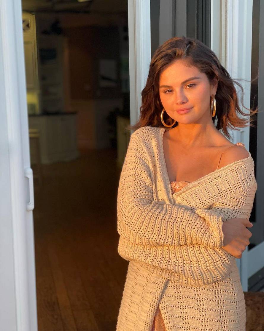 Selena Gomez pokazala sve tri vjenčanice, ali i neobični detalj koji je mnoge iznenadio
