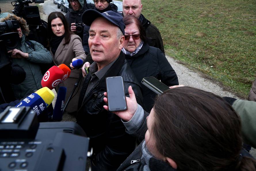 Zaposlenica doma: Korisnici ne žele da ih se preseli od nas