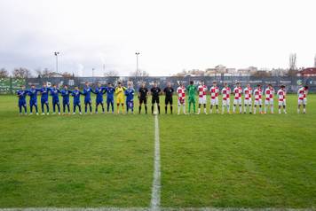Zagreb: Utkamica u-19 Hrvatska-Srbija