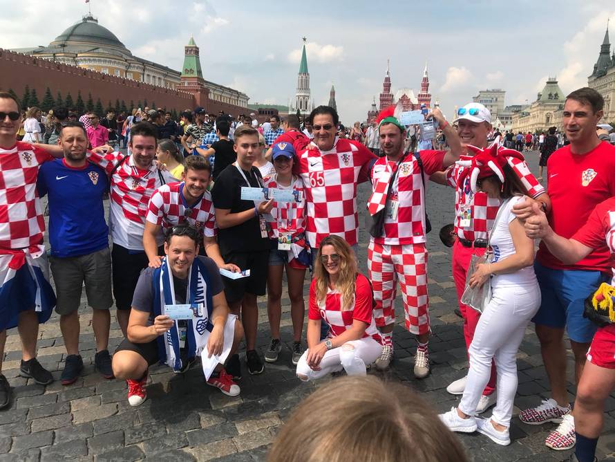 Miško častio Riječane: Jedan među njima zaplakao od sreće