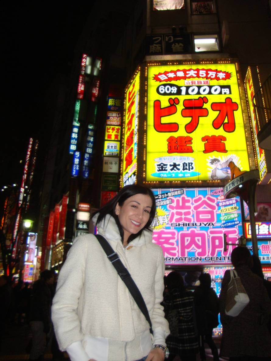 Ana Rucner: Sinu najčešće kupujem avione, obožava ih