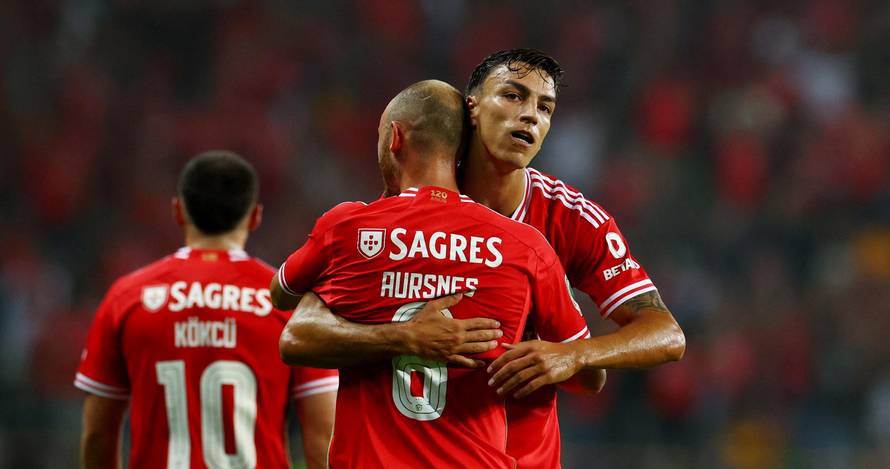 Supertaca - Benfica v FC Porto
