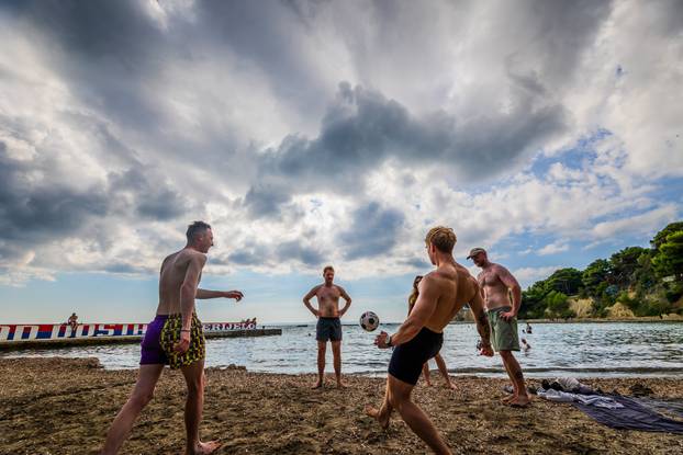 Split: Jesen na plaži