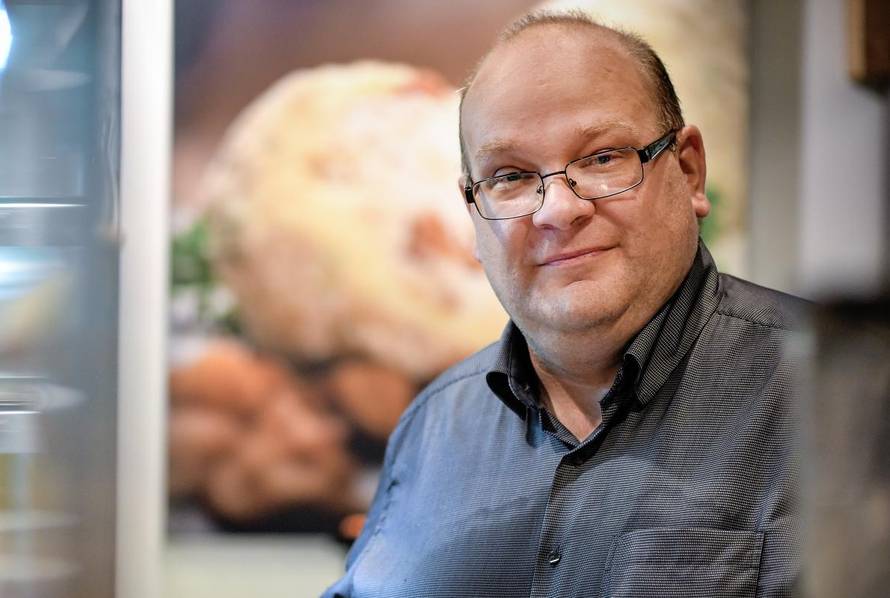 Zagreb: Otvorenje butika knedli Servus u Oktogonu