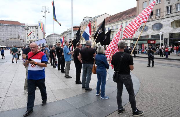 Zagreb: 25. Povorka ponosa LGBTIQ zajednice "Korak po korak, iskorak!"