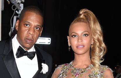 Jay-Z vratio se na Instagram promovirati svoj novi film: Prati samo Beyonce, ali ona njega ne