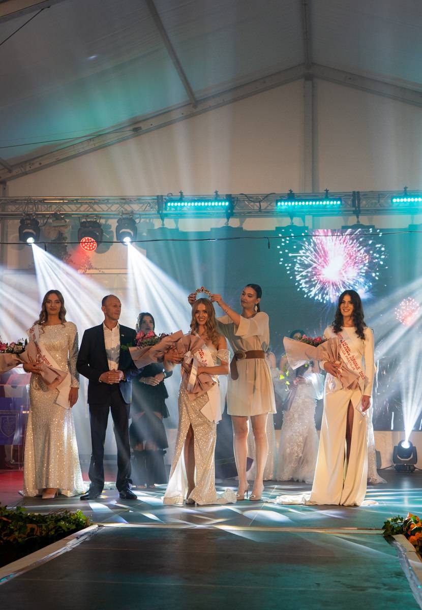 Gimnazijalka Tia Stilinović nova je Miss Ličko-senjske županije