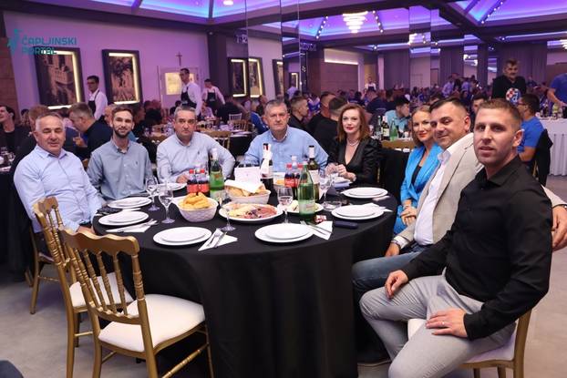 FOTO Dinamo održao Plavu noć u Hercegovini, Bobanu ovacije: 'Ne trebam vam ja da ga volite'