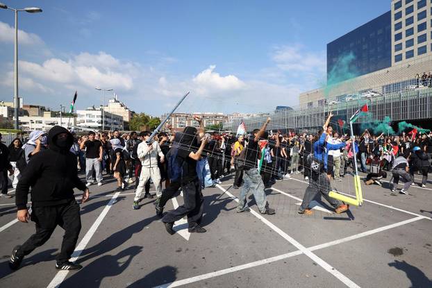 Spanish unions call a general strike in solidarity with Palestinians in Gaza, in Barcelona