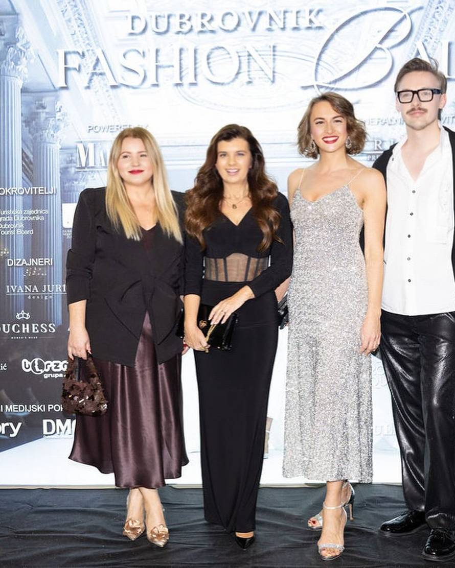 FOTO Haljina Snježane Schillinger na humanitarnoj reviji prodana čak dva puta