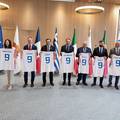 Gle &ccaron;uda! Iz svog su d&zcaron;epa ministri platili poklon-dresove