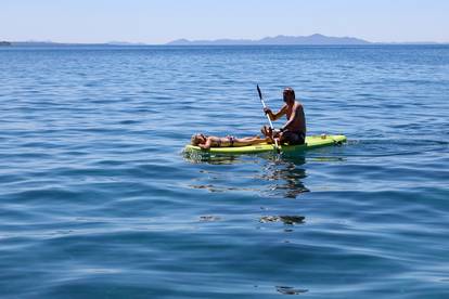 Plaža na Viru prepuna kupača