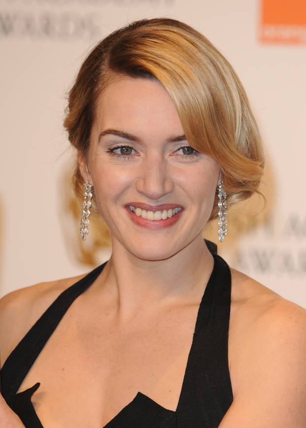 London: Dolazak slavnih na dodjelu nagrada BAFTA 2009, 4.dio