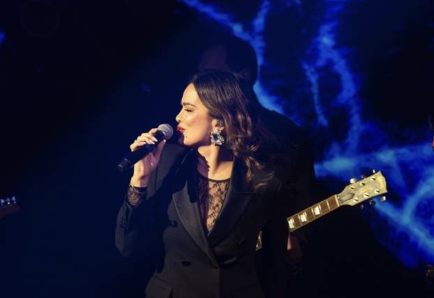 FOTO Severina sinoć oduševila fanove u zagrebačkom klubu: Bio i Luka Modrić sa suprugom