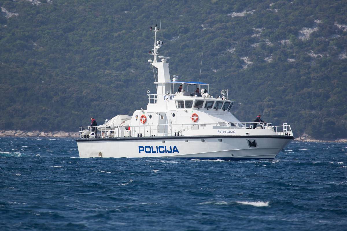 Uspješno završena potraga za nestalim mladićem na moru